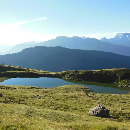 Bergquell Haus E Apartman *