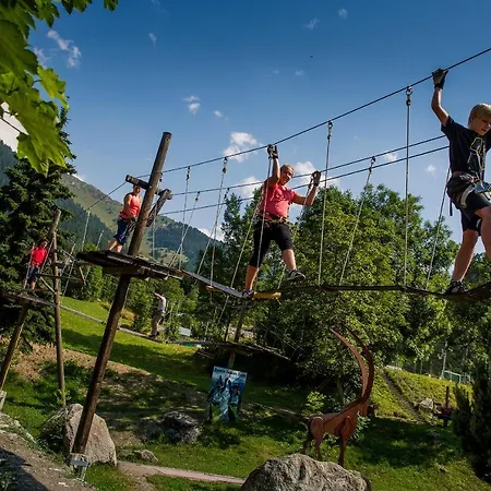 Bergquell Haus E Apartament *